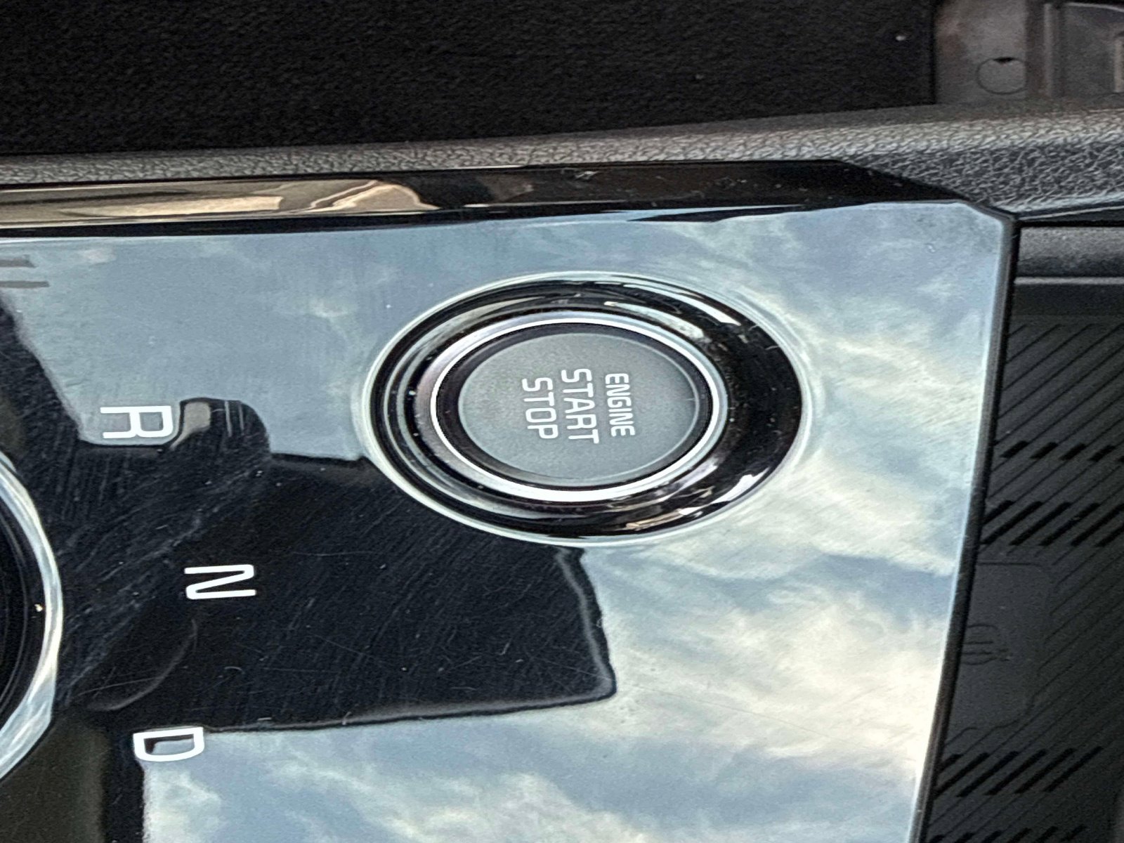 Used 2023 Kia Sportage EX AWD/4WD image 29