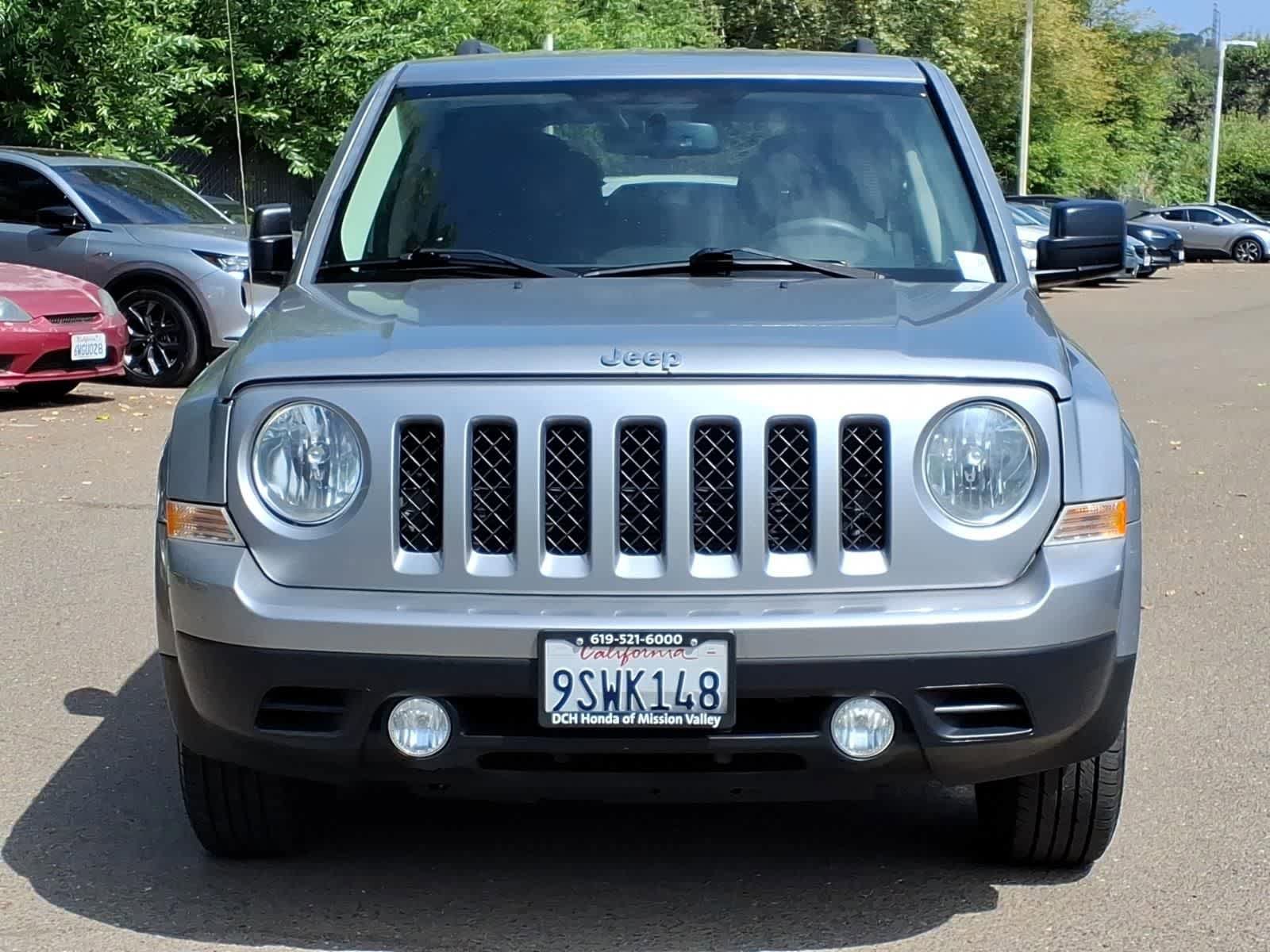Used 2016 Jeep Patriot Sport w/ Power Value Group FWD image 2