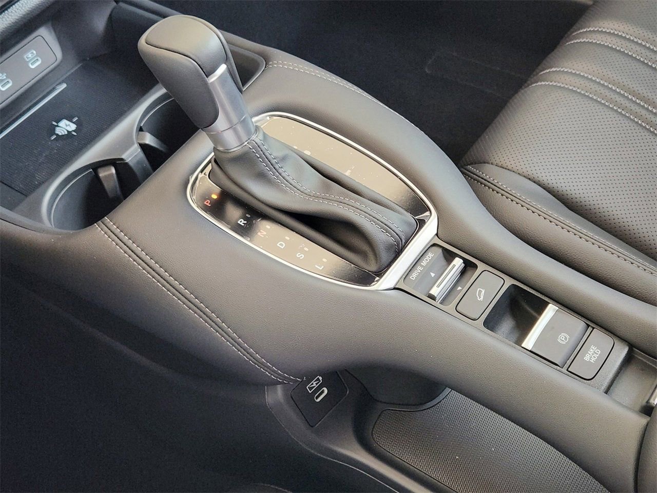 New 2026 Honda HR-V EX-L image 16