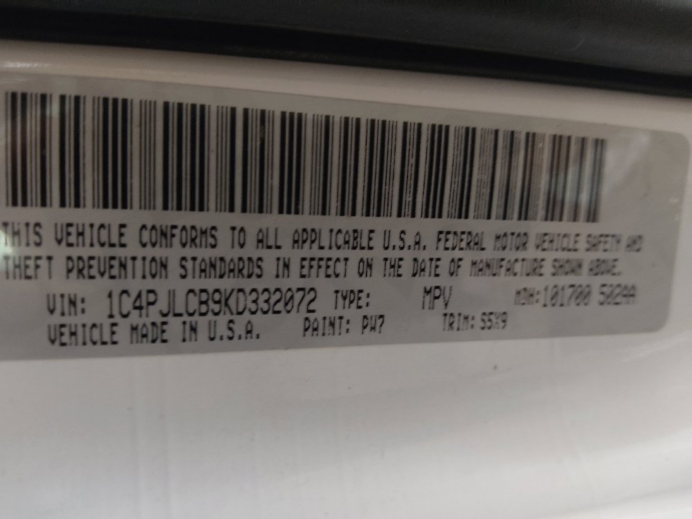 Used 2019 Jeep Cherokee Latitude w/ Popular Appearance Group FWD image 33