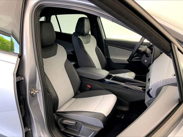 Used 2023 Volkswagen ID.4 Pro AWD/4WD image 17