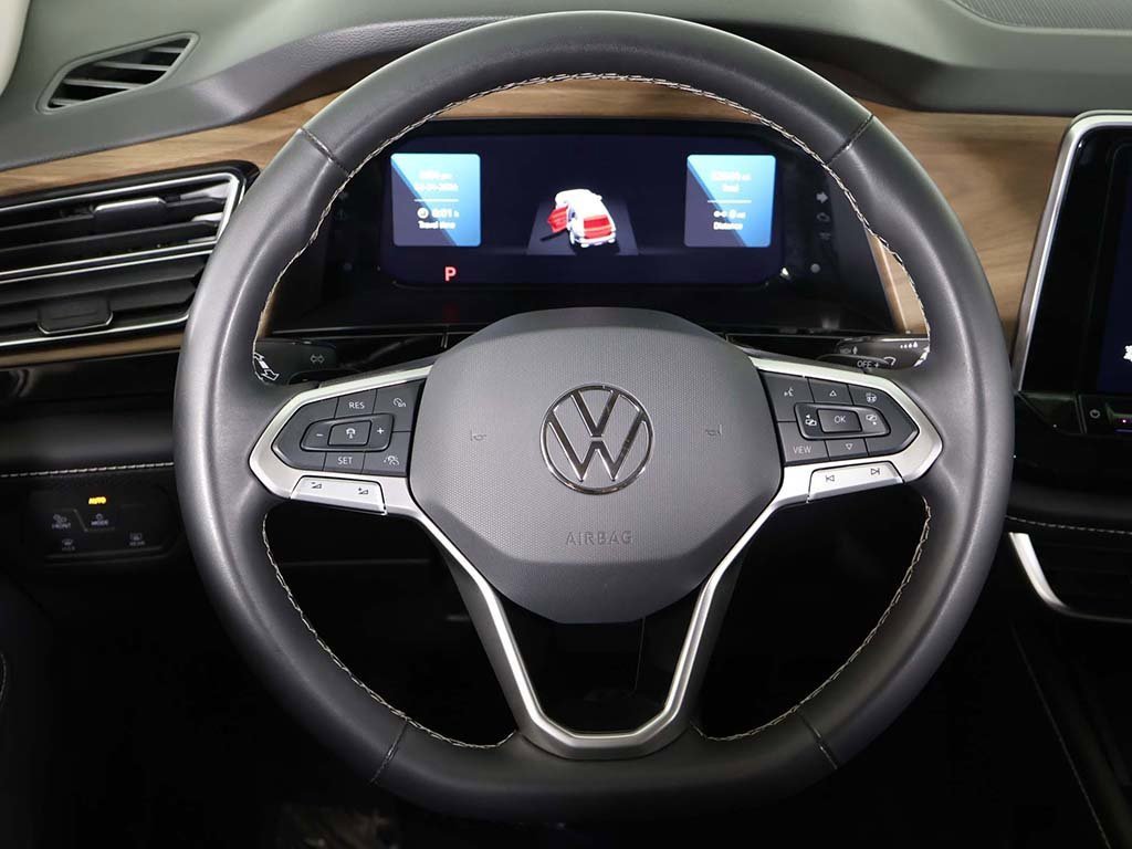 Used 2024 Volkswagen Atlas SE image 40