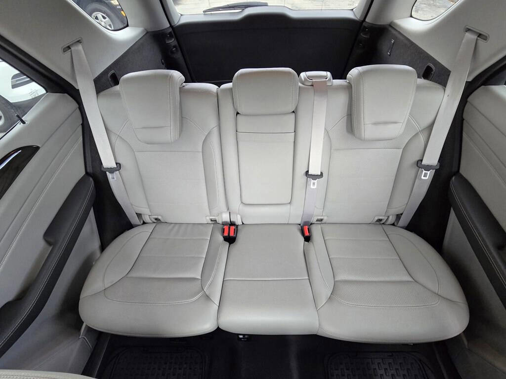 Used 2015 Mercedes-Benz ML 250 BlueTEC 4MATIC image 17