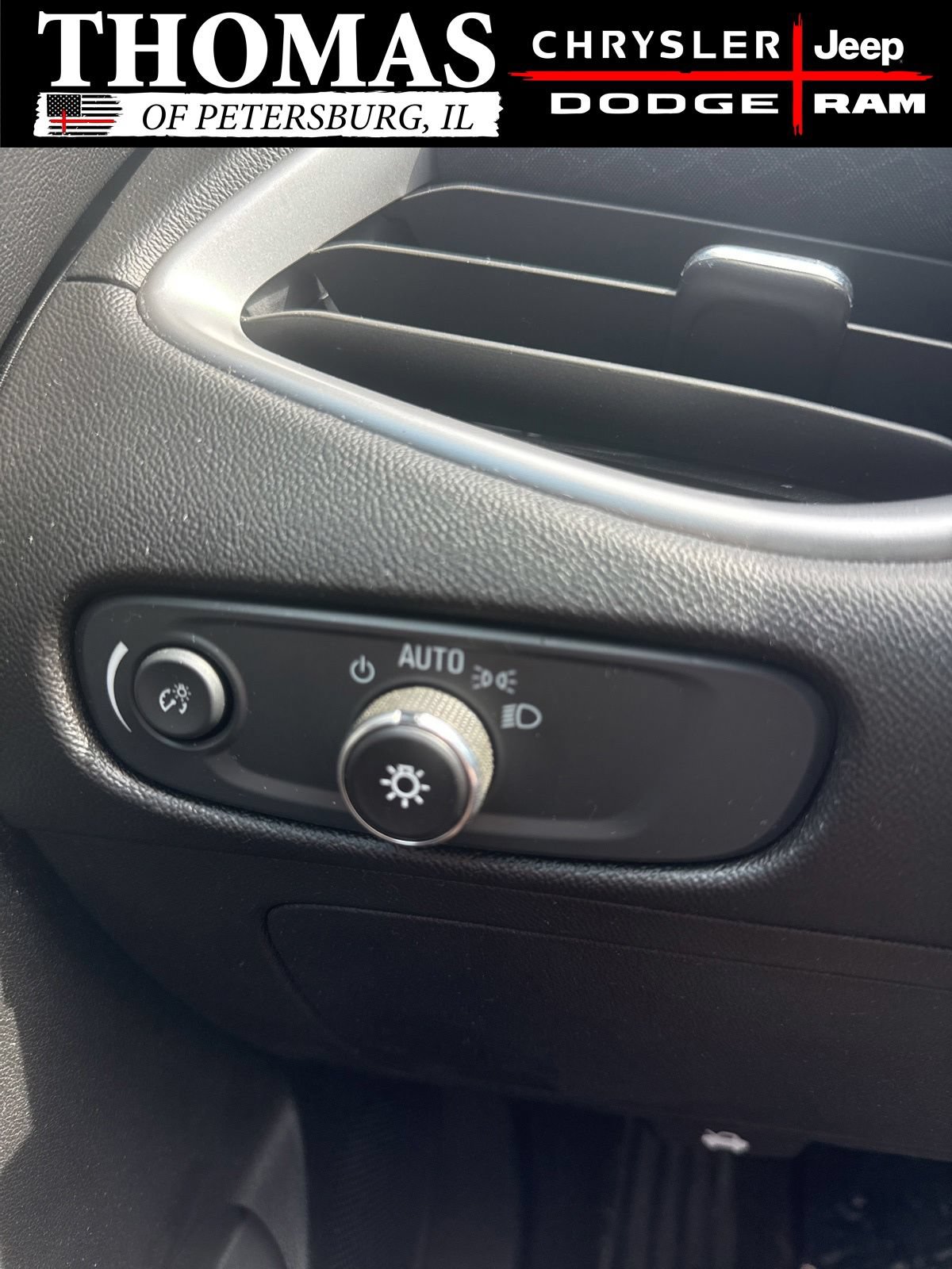 Used 2024 Chevrolet Malibu LT FWD image 14