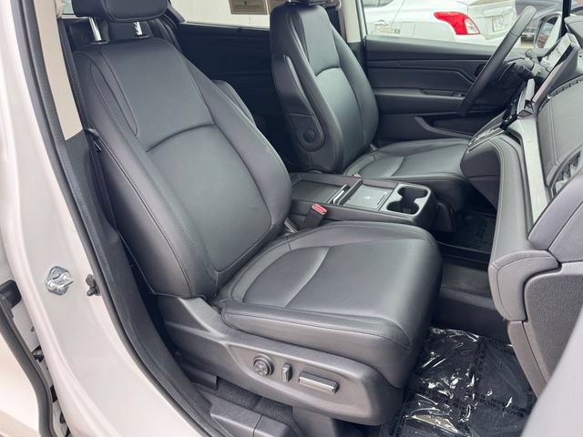 Certified 2026 Honda Odyssey EX-L image 12
