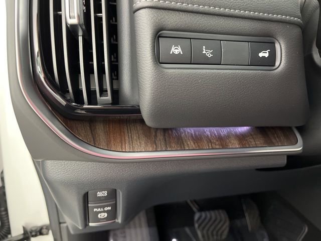 New 2026 Nissan Armada SL w/ Captain's Chari Seat Package image 30