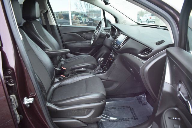 Used 2017 Buick Encore Preferred image 38