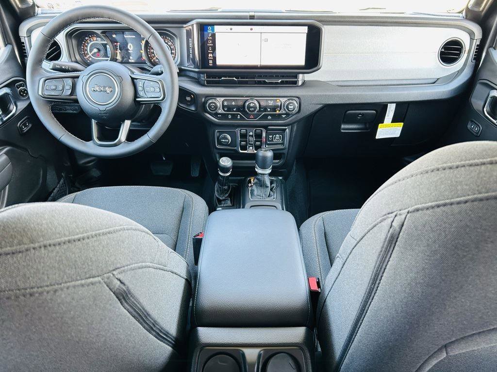 New 2025 Jeep Gladiator Sport image 22
