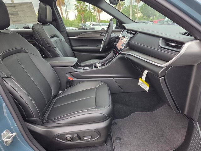 New 2026 Jeep Grand Cherokee L Limited AWD/4WD image 18
