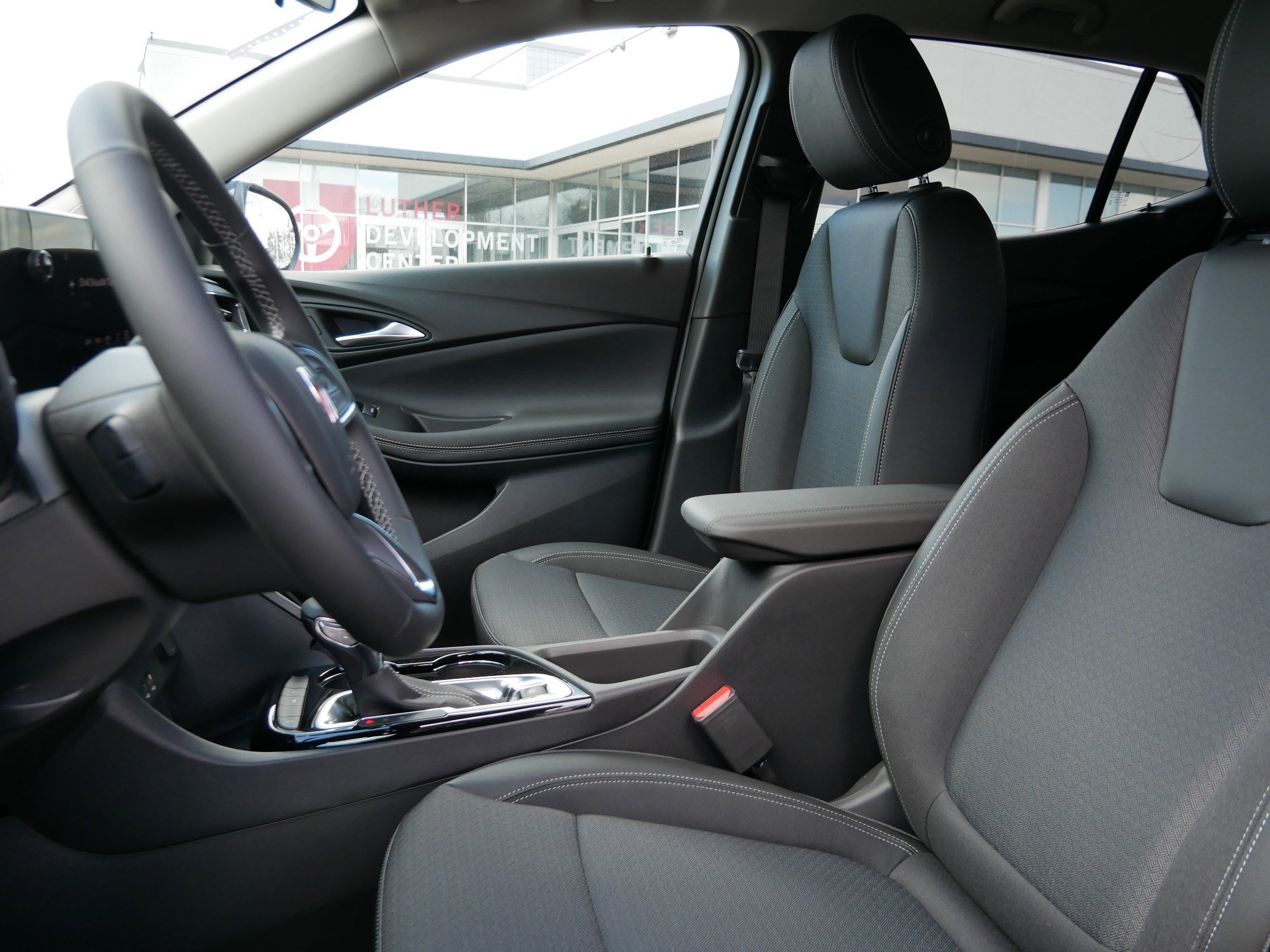 New 2026 Buick Encore GX Preferred w/ Advanced Technology Package FWD image 4