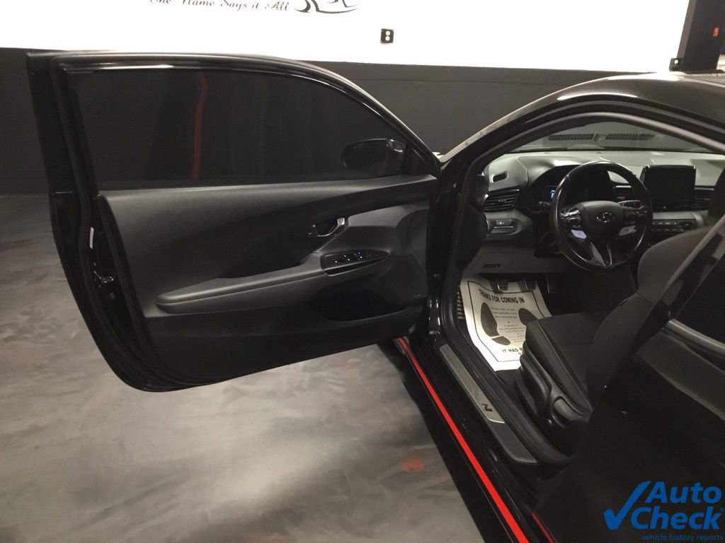 Used 2019 Hyundai Veloster N N w/ Performance Package image 22