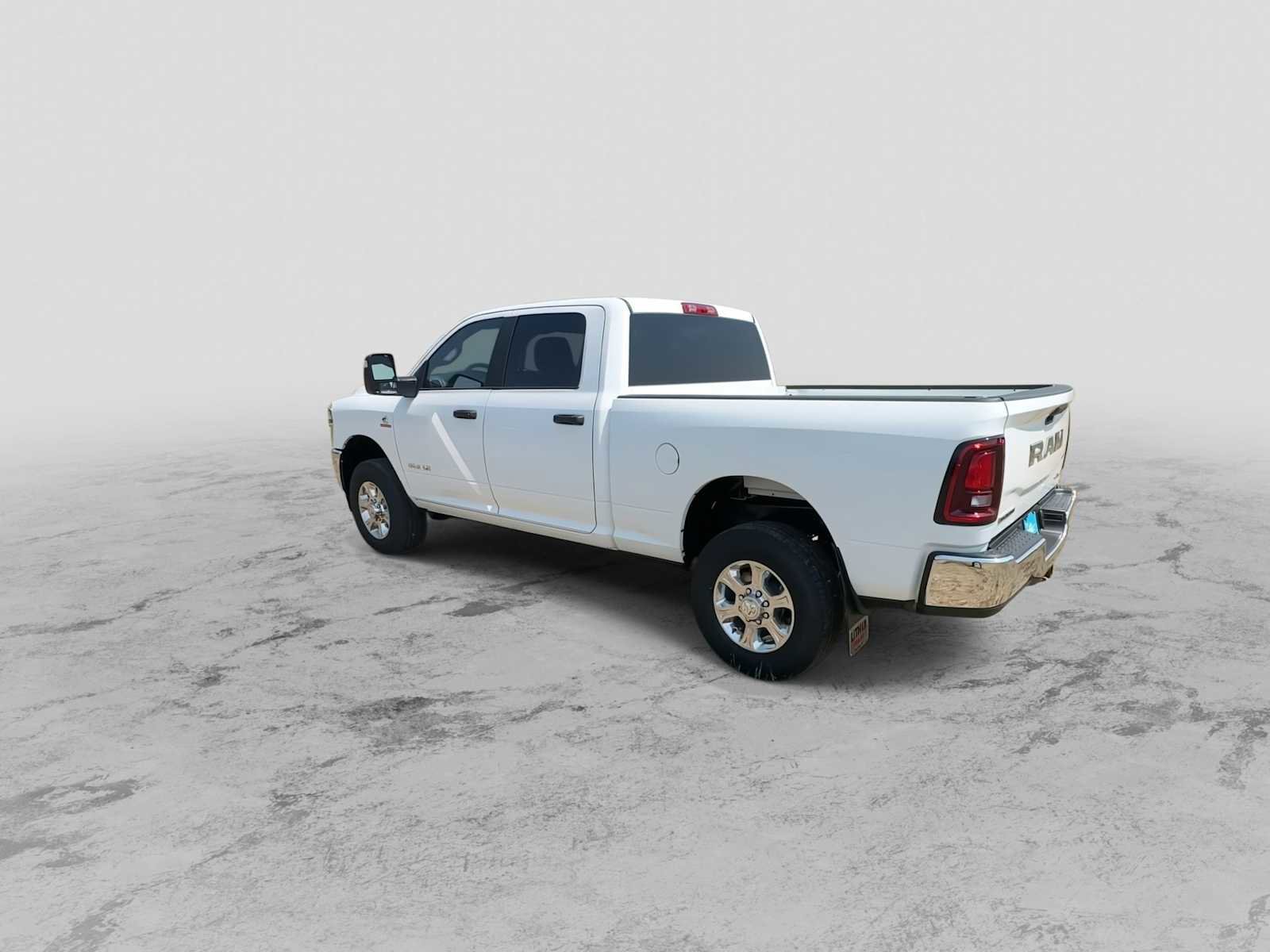 New 2025 RAM 2500 Big Horn AWD/4WD image 6