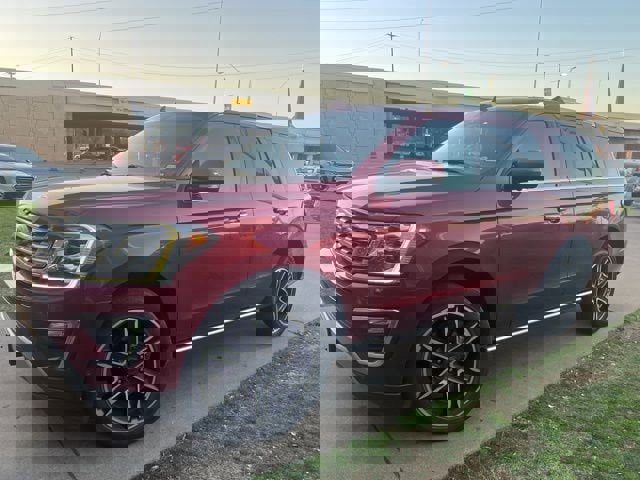 Used 2019 Ford Expedition Limited w/ Texas Edition Package image 2