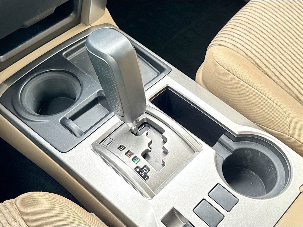 Used 2012 Toyota 4Runner SR5 w/ Convenience Pkg image 19