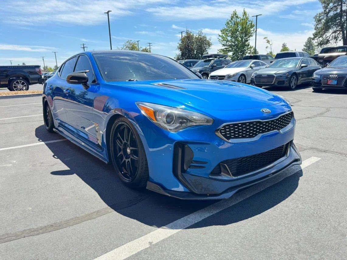 Used 2020 Kia Stinger GT-Line w/ Sun & Sound Package RWD image 7