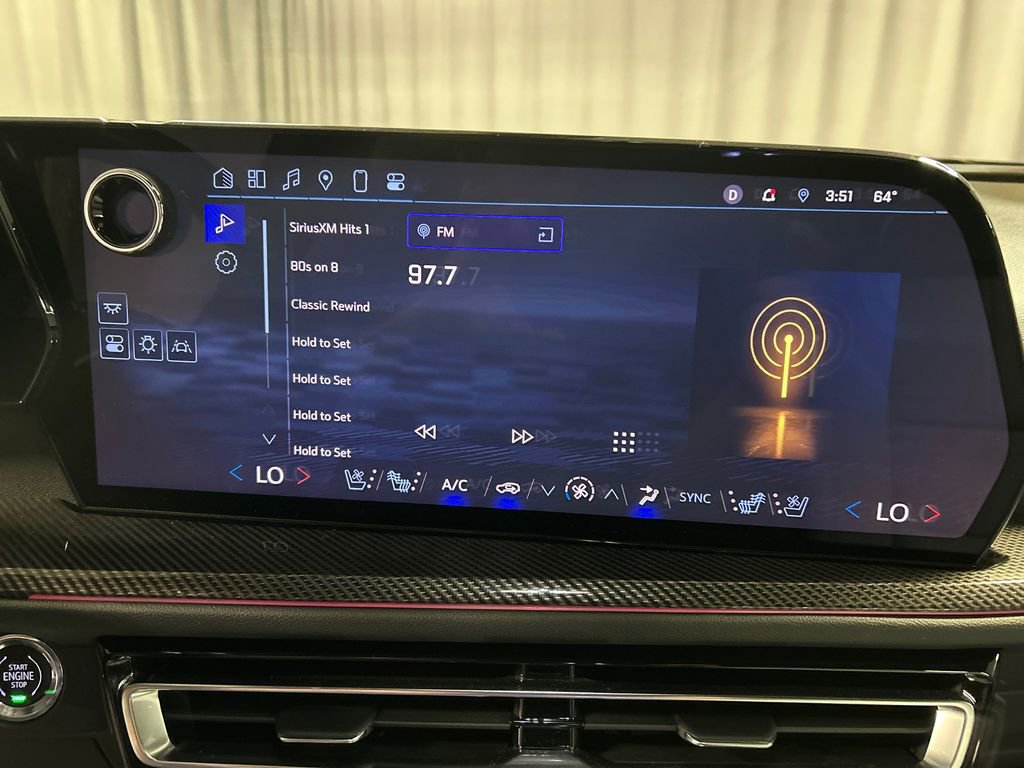 Used 2024 Chevrolet Traverse RS image 17