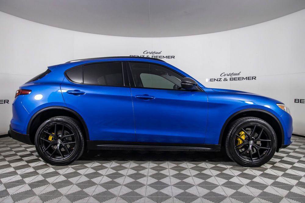 Used 2019 Alfa Romeo Stelvio w/ Nero Edizione RWD image 2
