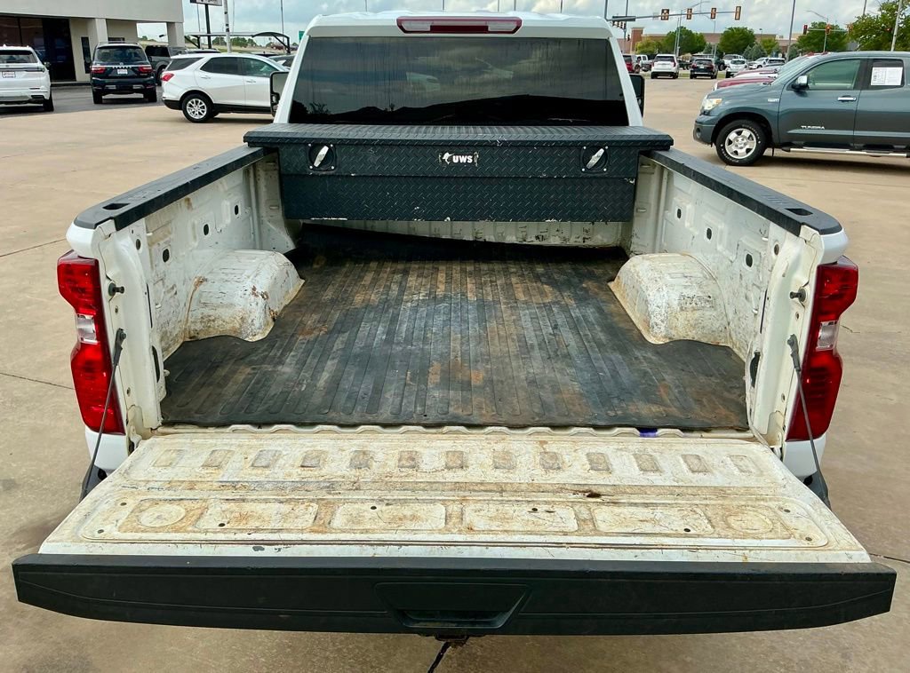 Used 2024 Chevrolet Silverado 2500 Custom w/ Custom Value Package image 18