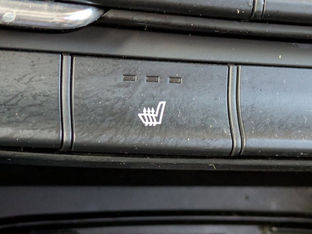 Used 2019 Hyundai Santa Fe SEL image 27