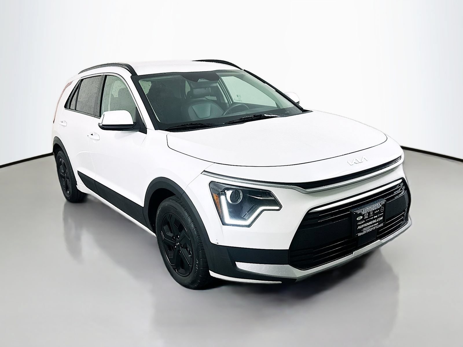 Used 2023 Kia Niro EX FWD video 1