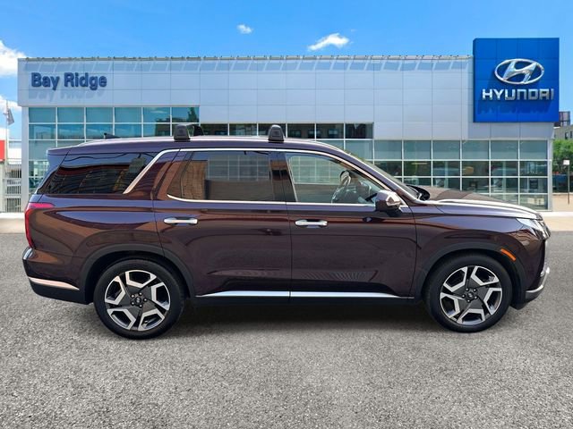 Used 2023 Hyundai Palisade SEL w/ Premium Package AWD/4WD image 2