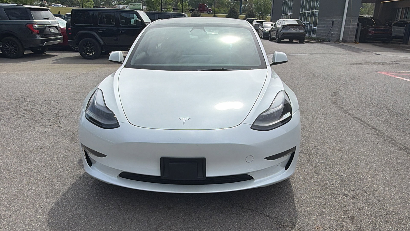 Used 2023 Tesla Model 3 Standard Range RWD image 3