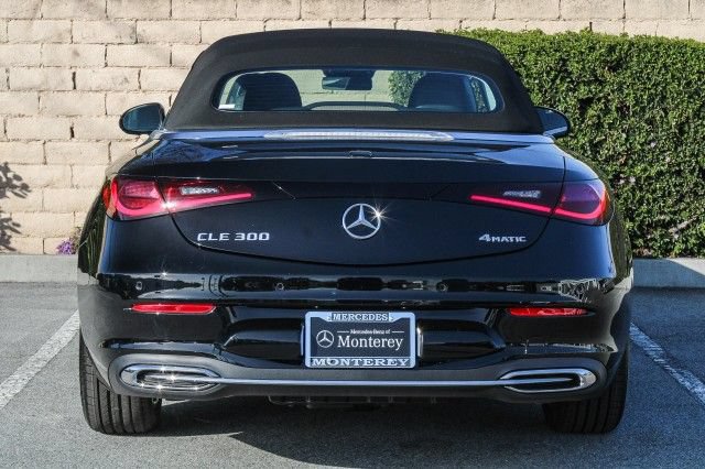 Used 2025 Mercedes-Benz CLE 300 4MATIC Cabriolet image 7