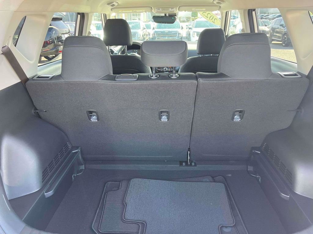 Certified 2025 Kia Soul LX w/ LX Technology Package image 7