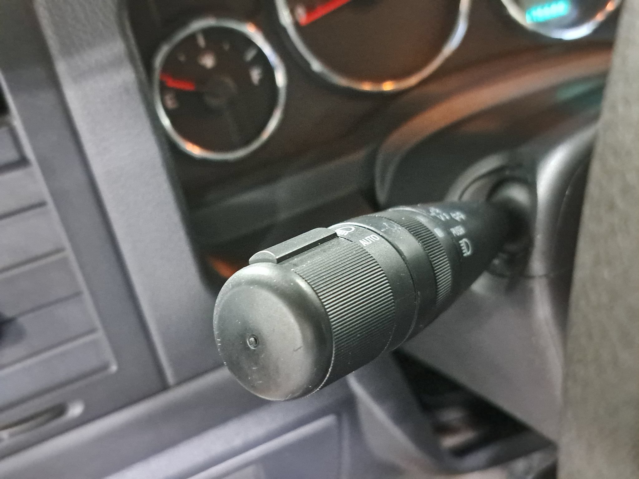 Used 2011 Jeep Liberty Sport AWD/4WD image 23
