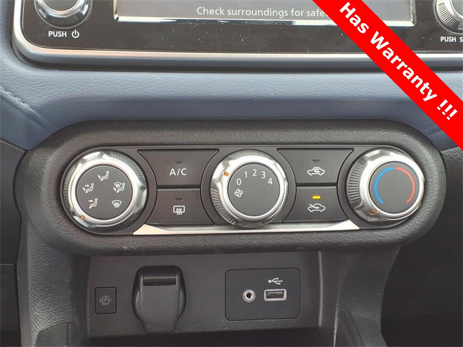 Used 2023 Nissan Versa SV image 18