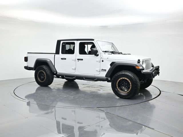 Used 2020 Jeep Gladiator Sport AWD/4WD image 3