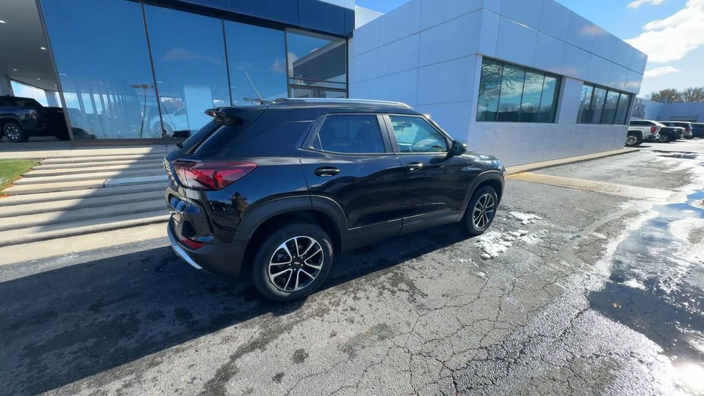 Certified 2025 Chevrolet TrailBlazer LT image 8