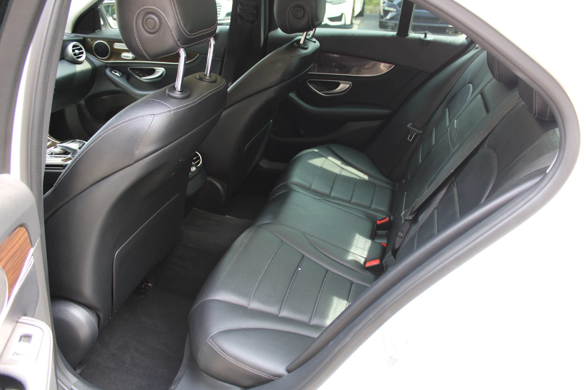 Used 2016 Mercedes-Benz C 300 Sedan w/ Premium 1 Package image 21