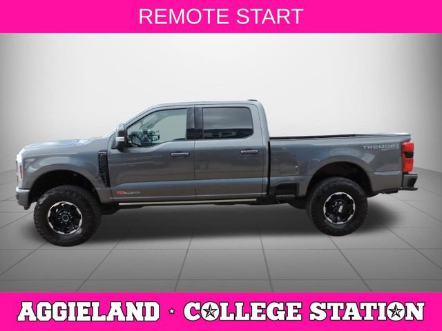Used 2025 Ford F250 Platinum w/ Tremor Off-Road Package AWD/4WD image 7