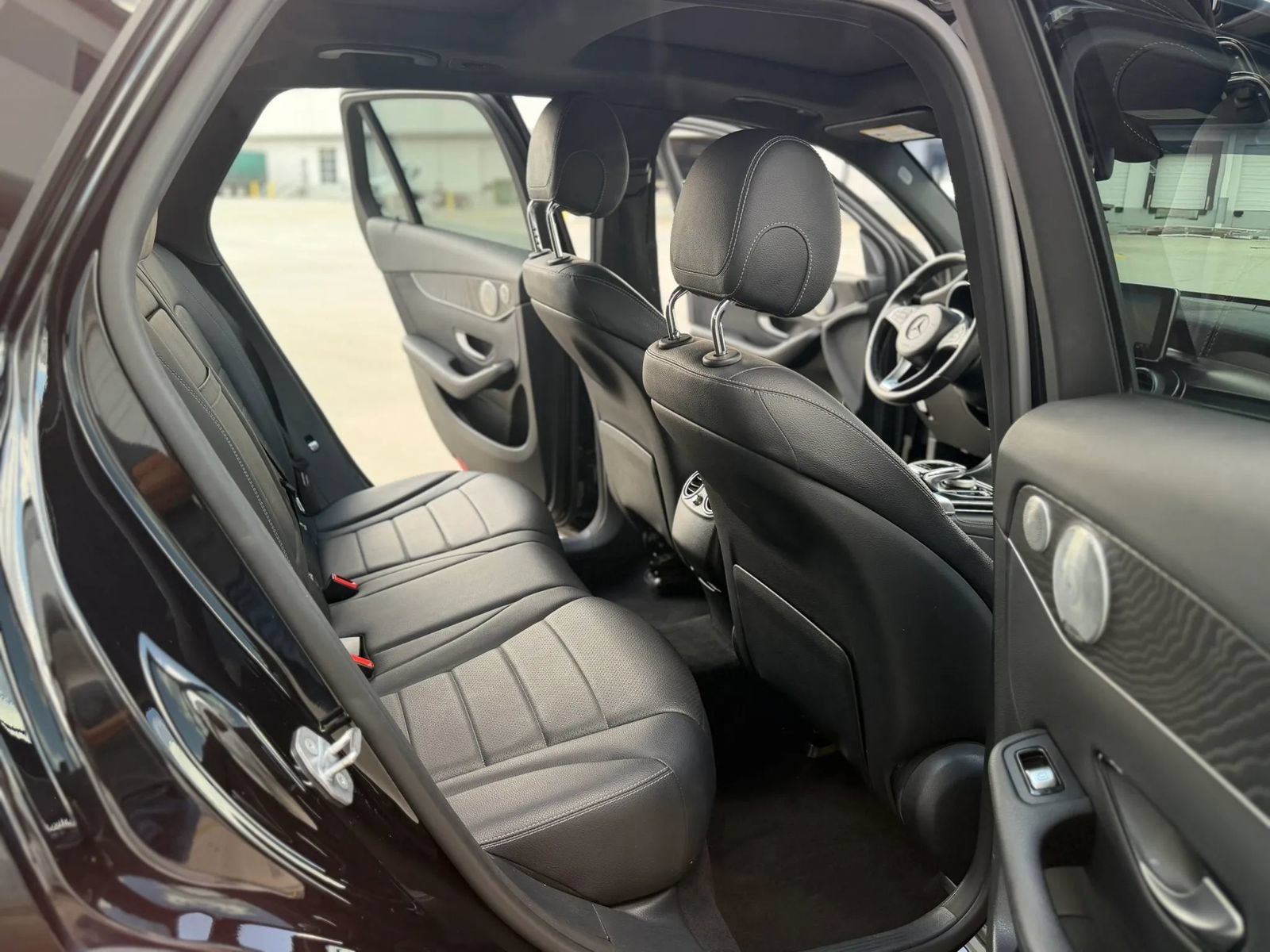 Used 2017 Mercedes-Benz GLC 300 w/ Premium 2 Package image 19