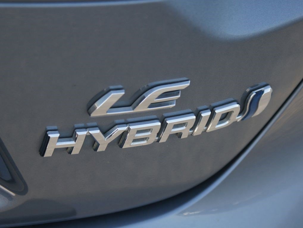 Used 2023 Toyota Corolla LE w/ LE Premium Package FWD image 18