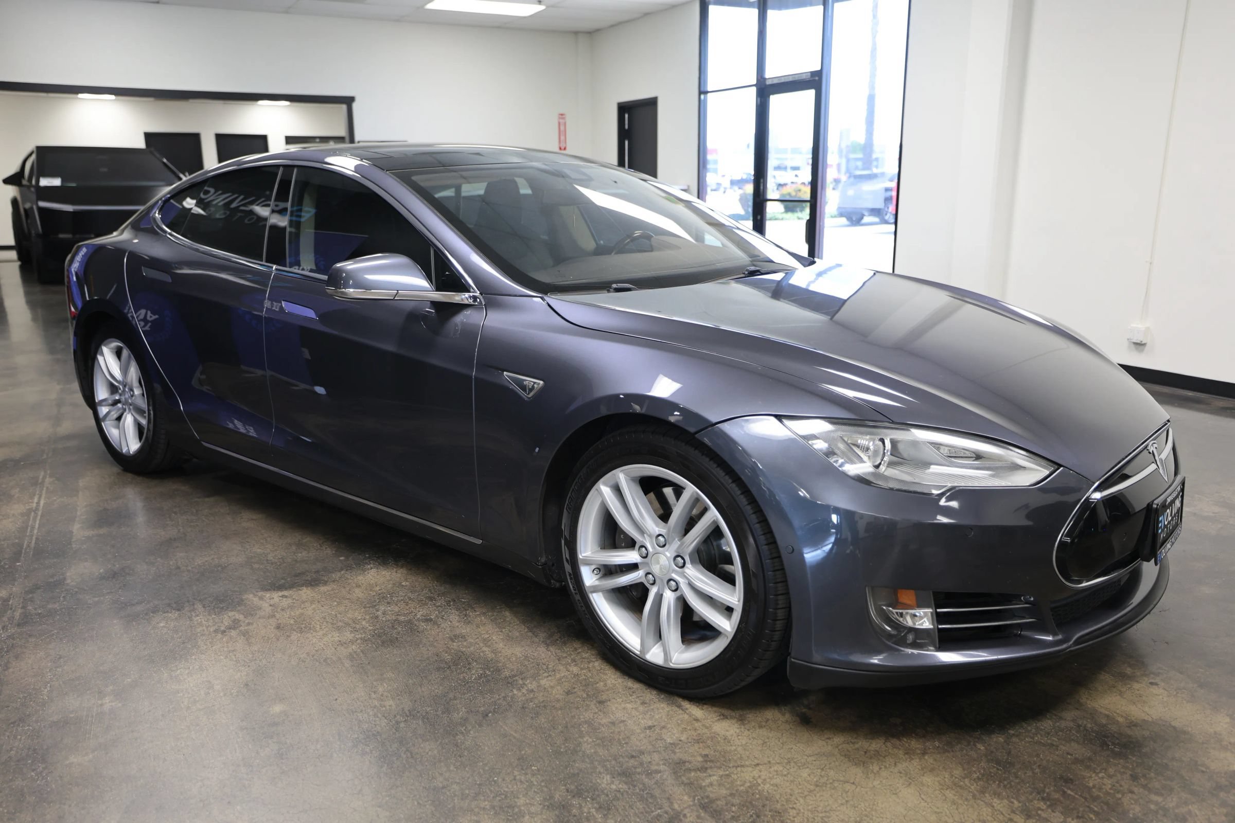 Used 2015 Tesla Model S 85D AWD/4WD image 7