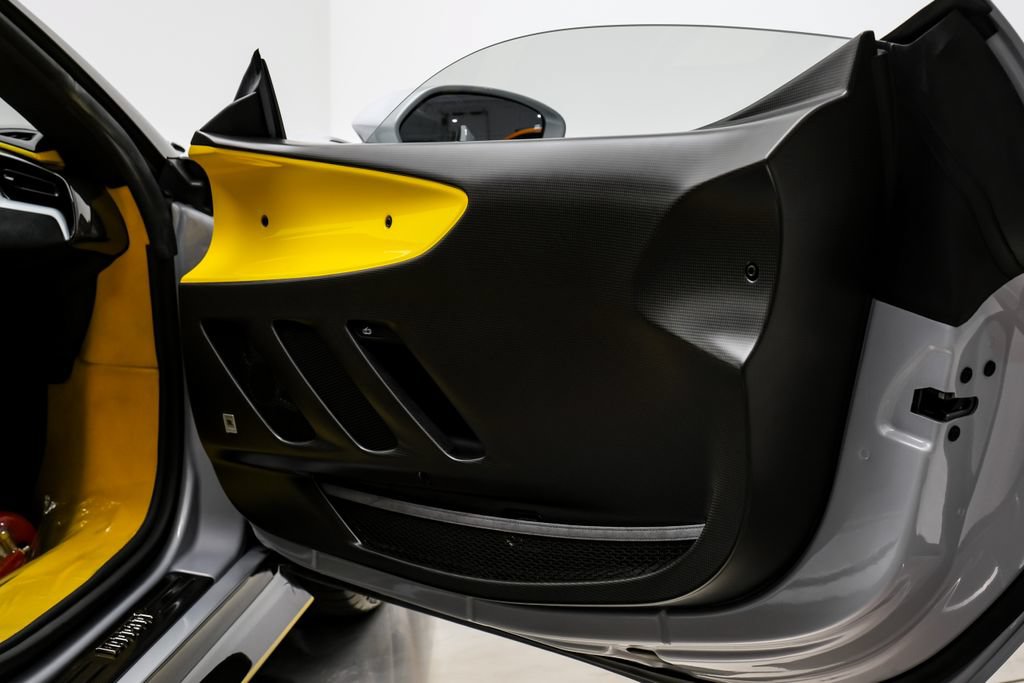 Used 2025 Ferrari SF90 Stradale XX AWD/4WD image 42