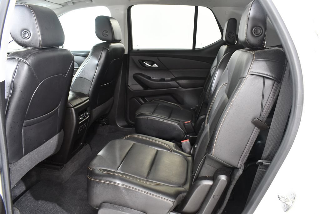 Used 2018 Chevrolet Traverse Premier w/ Redline Edition AWD/4WD image 16