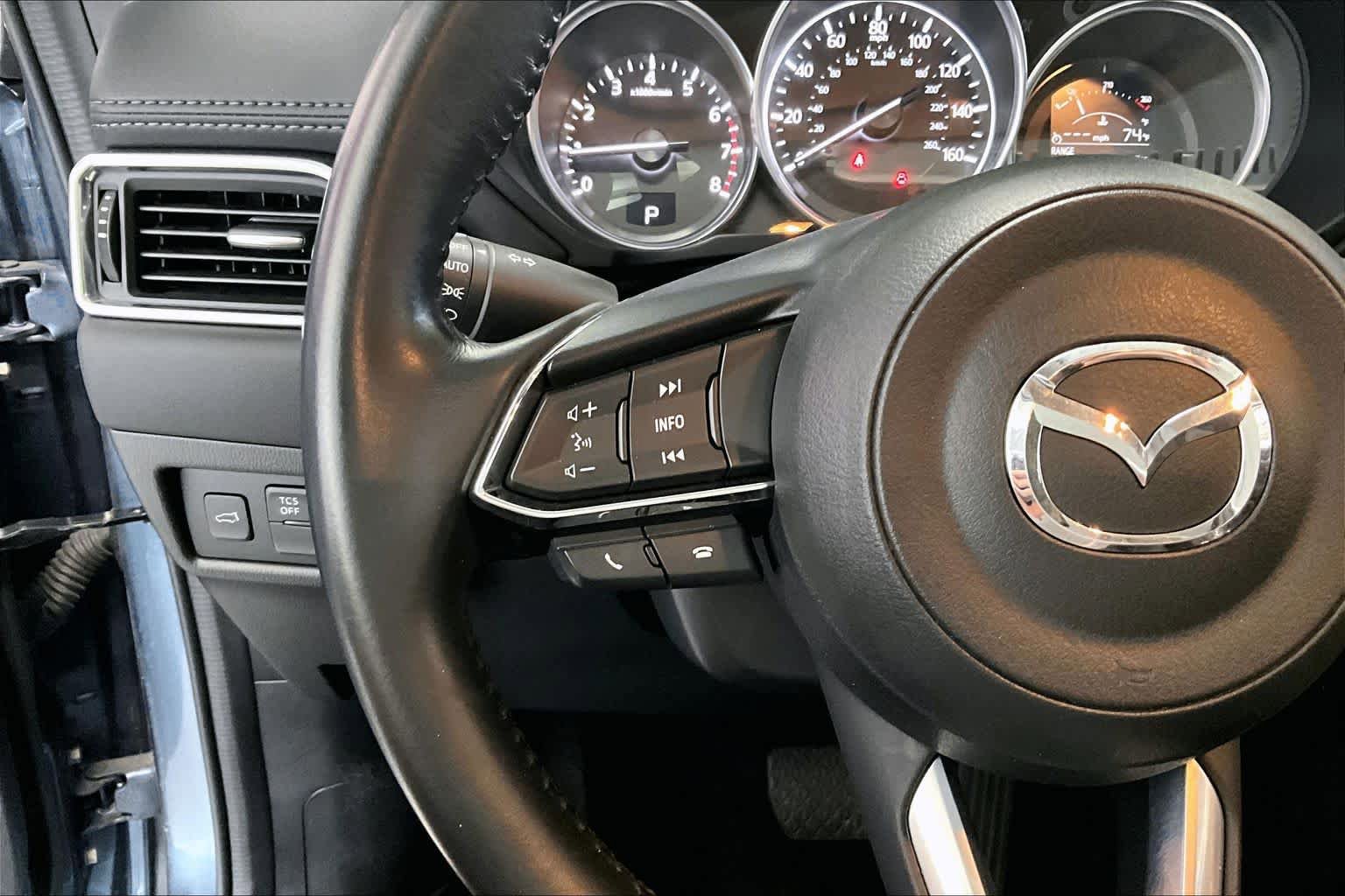 Used 2017 MAZDA CX-5 Touring w/ Preferred Equipment Package AWD/4WD image 21