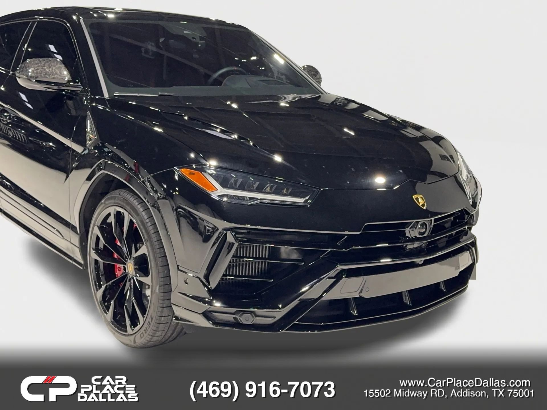 Used 2024 Lamborghini Urus S image 3