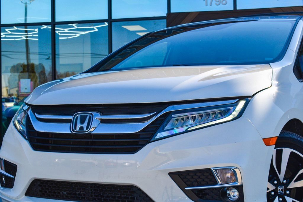 Used 2019 Honda Odyssey Elite image 2