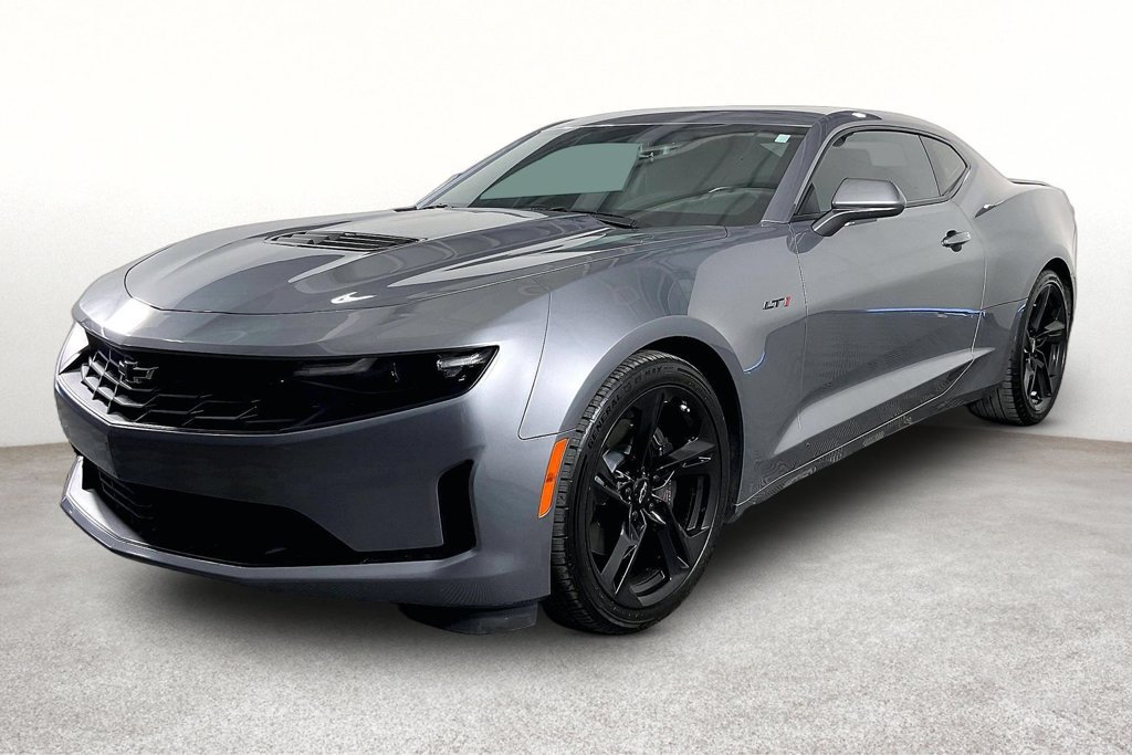 Used 2021 Chevrolet Camaro LT RWD image 14