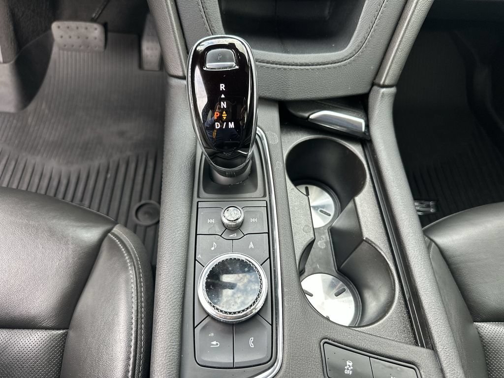 Certified 2023 Cadillac XT6 Premium Luxury w/ Technology Package FWD image 16