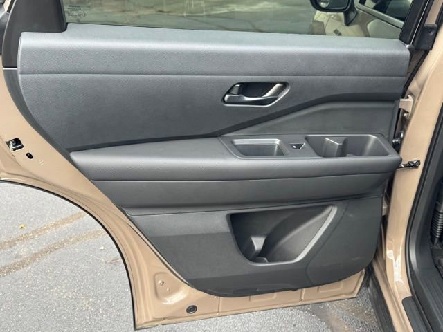 Used 2024 Nissan Pathfinder Rock Creek image 16