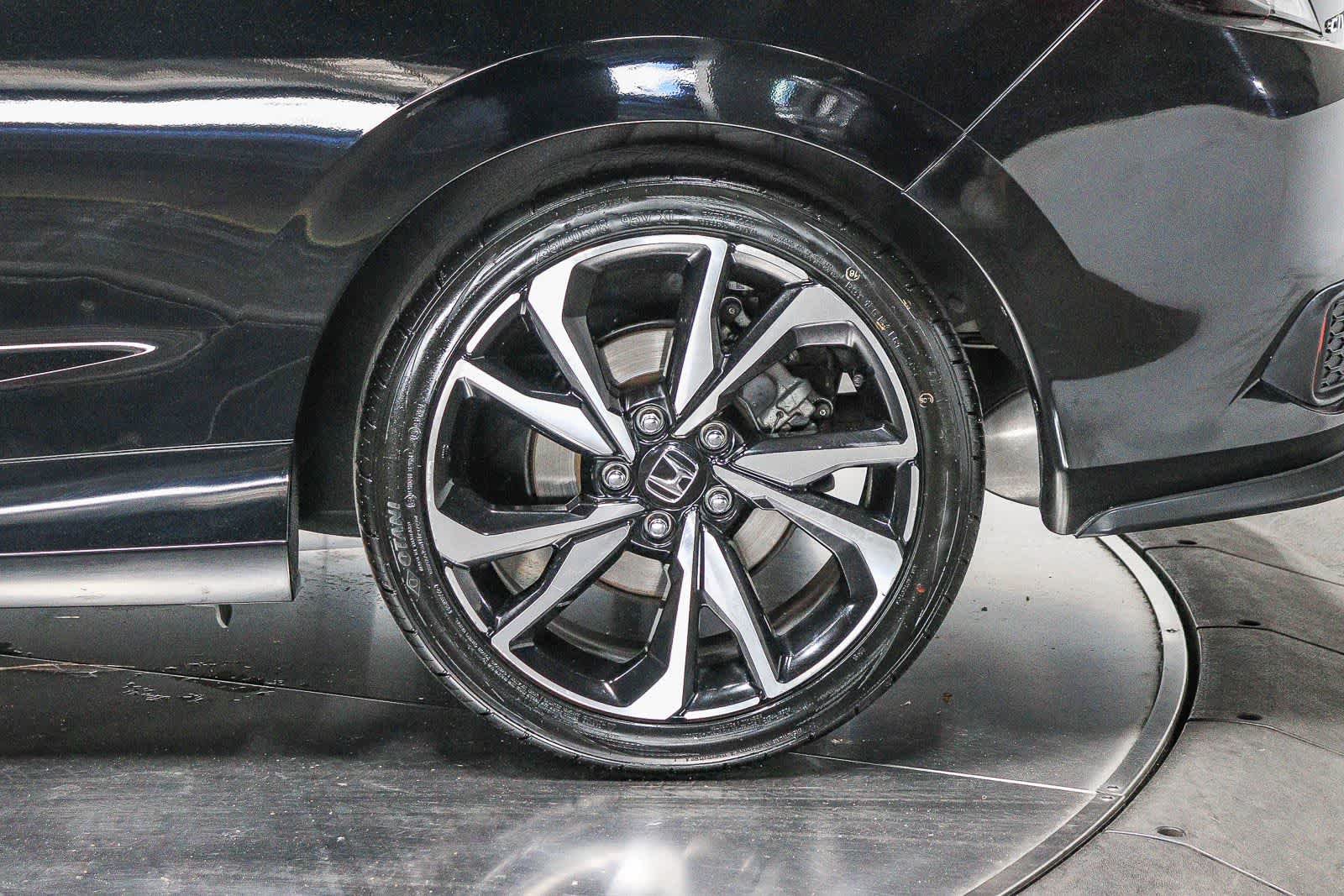 Used 2019 Honda Civic Si image 10