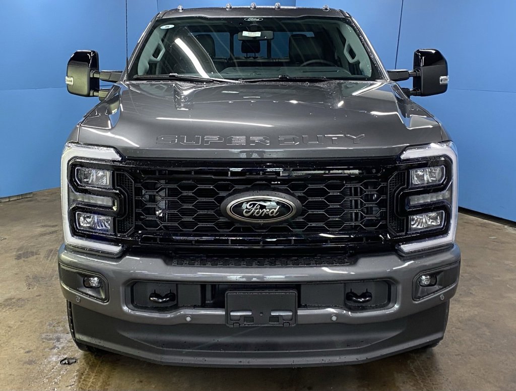 New 2025 Ford F250 Lariat w/ Lariat Ultimate Package image 3