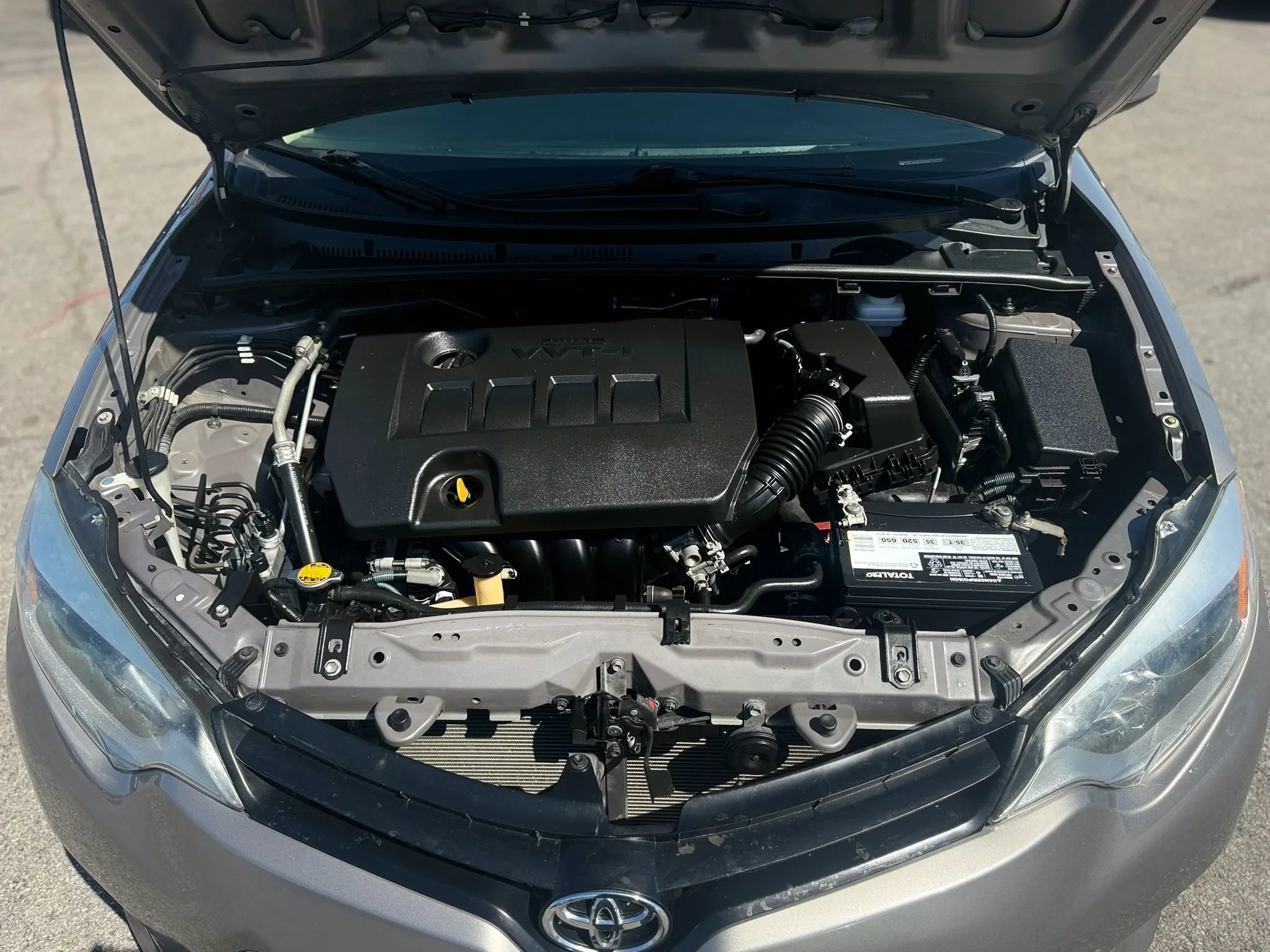 Used 2014 Toyota Corolla LE image 31
