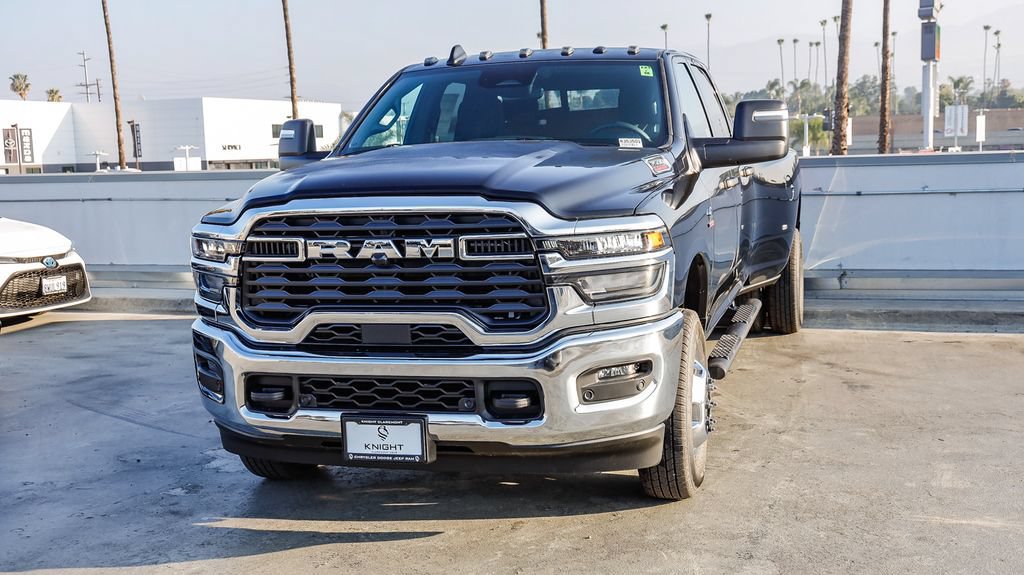New 2026 RAM 3500 Tradesman AWD/4WD image 4