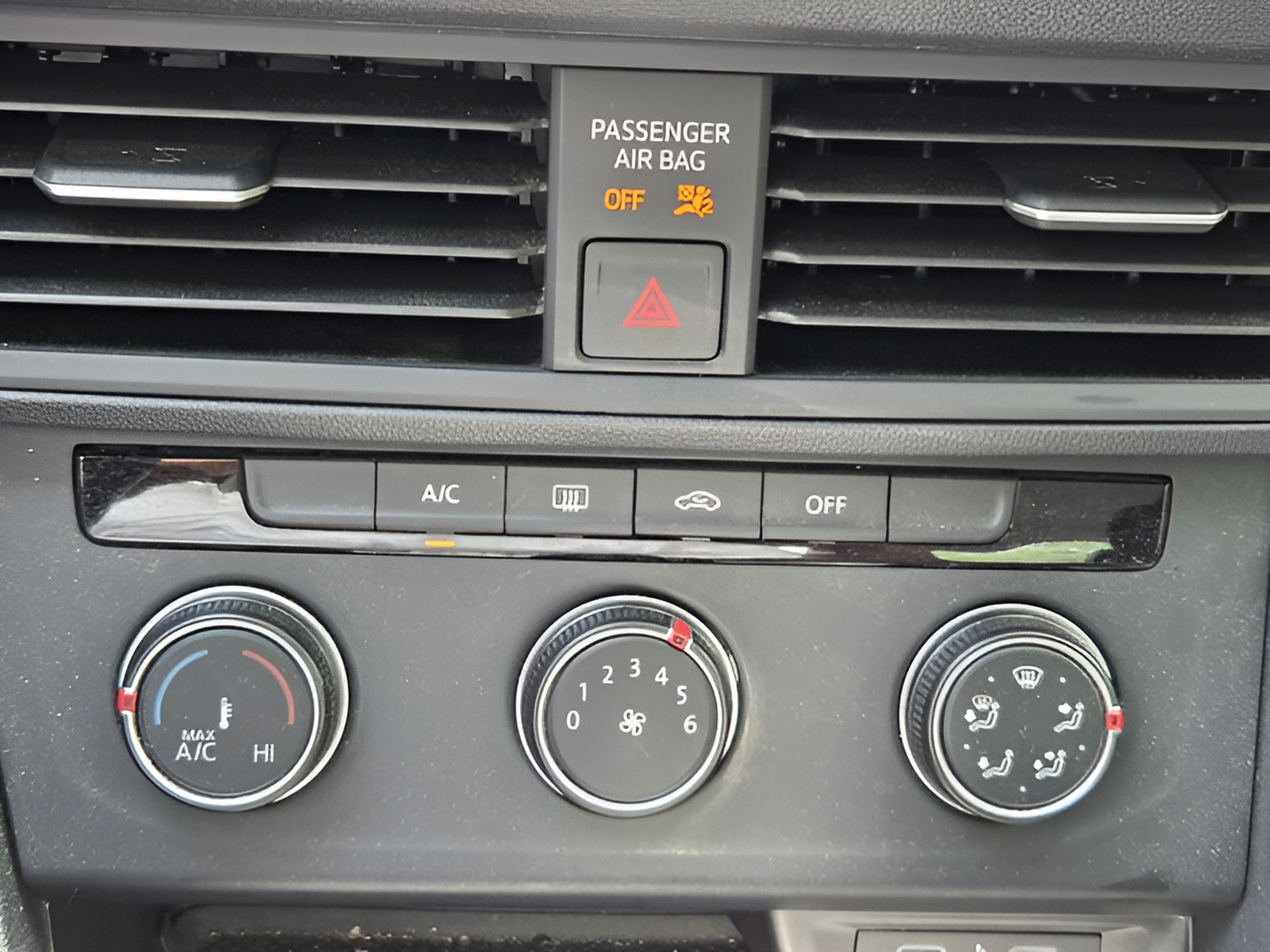 Used 2024 Volkswagen Jetta S FWD image 13